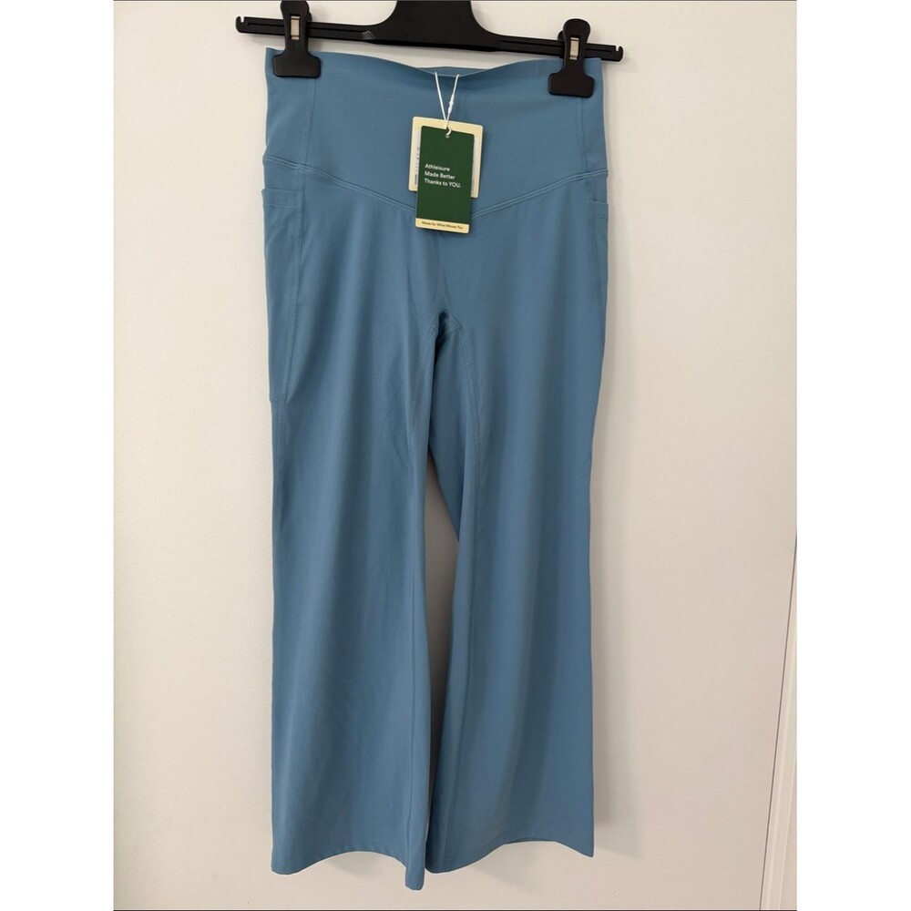 Halara Ultrasculpt High Rise Cropped Bootcut Pants